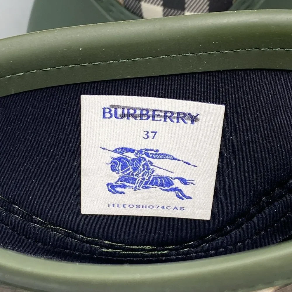 Burberry Rubber Marsh Stamp Heeled Low Boots​ size 37